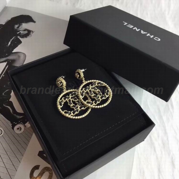 Chanel Earrings 818